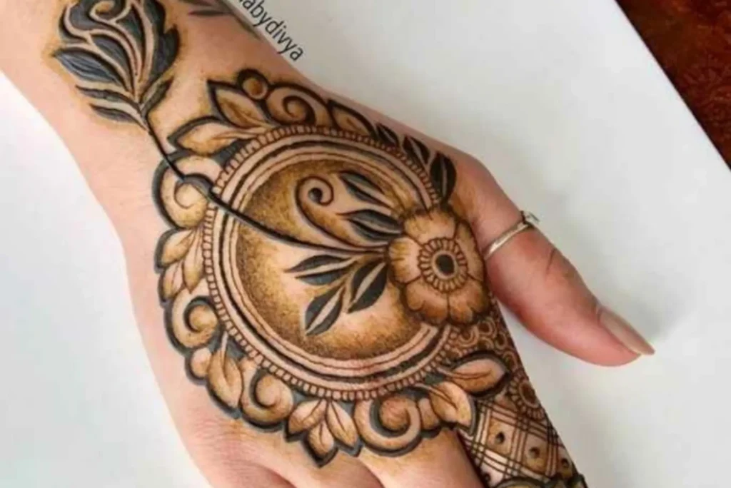 The Rise of Mobile Henna Artists