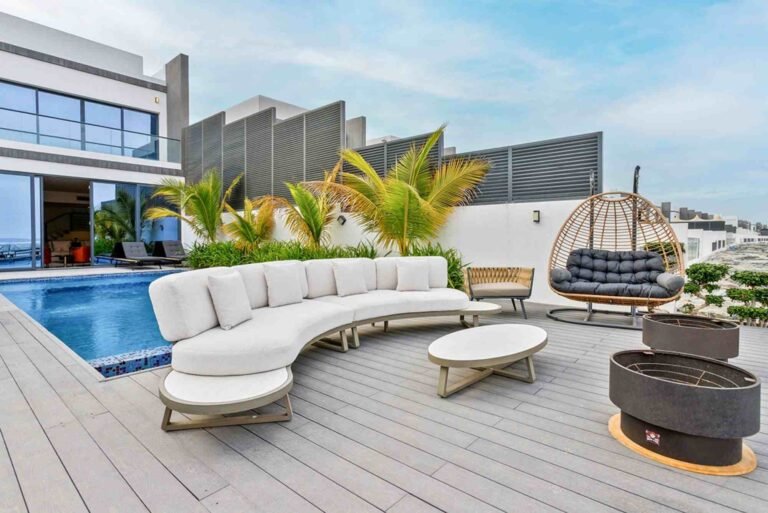 How to Book Affordable Luxury Stays