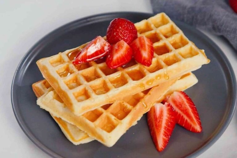 How to Make Fluffy Waffles Easily